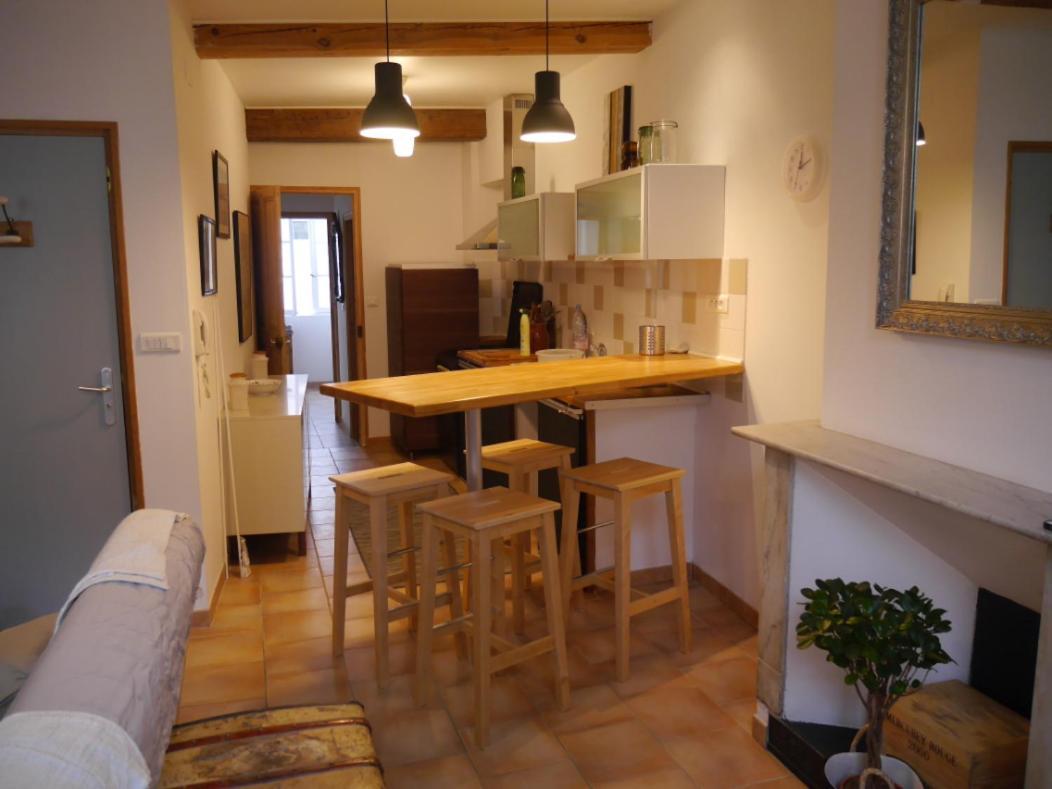 Centre Ville, Confortable Appartement 60M2 Avignon Exterior photo